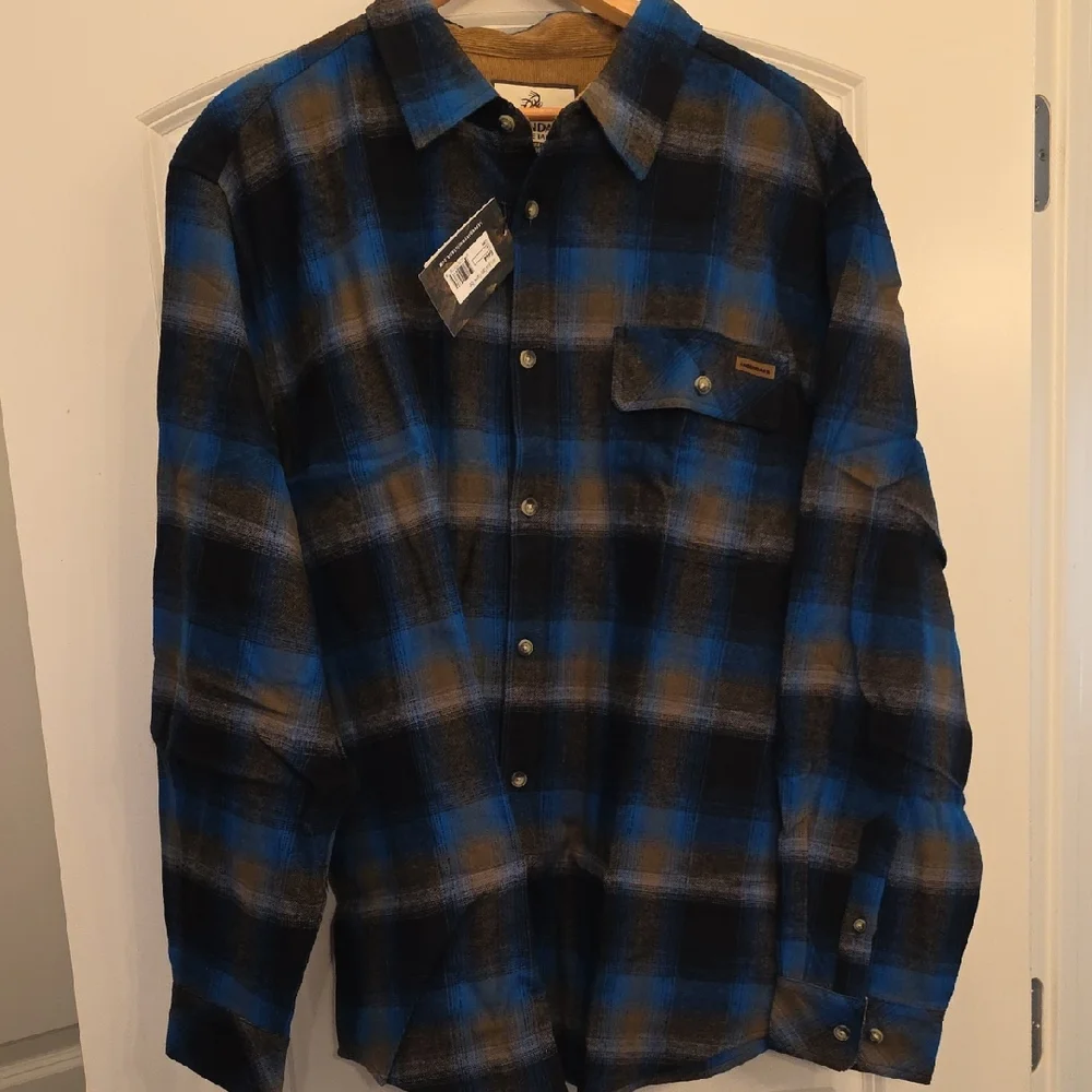 Legendary Whitetails Blue Black Brown Plaid Button-Down Shirt - Picture 1 of 3